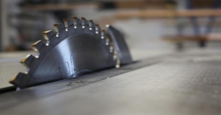 Bosch’s ProFactor 18V BiTurbo Circular Saw Raises the Bar for Cordless Cutting
